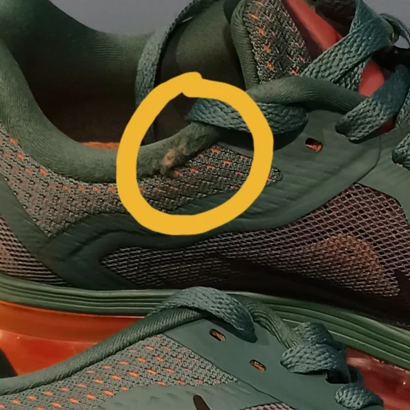 Pre-owned Nike Women's Size 8m Air Max Sneakers. Running Walking, fair condition - Picture 4 of 4